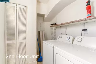 557 43rd St, Oakland, CA 94609 - Photo 49