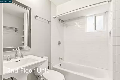 557 43rd St, Oakland, CA 94609 - Photo 43