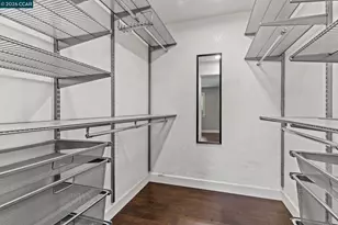 557 43rd St, Oakland, CA 94609 - Photo 21