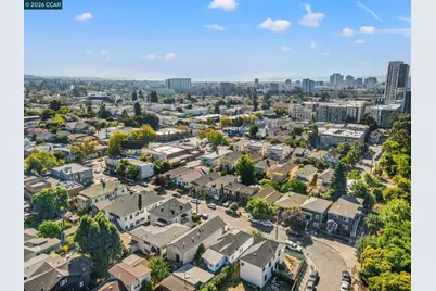 557 43rd St, Oakland, CA 94609 - Photo 55
