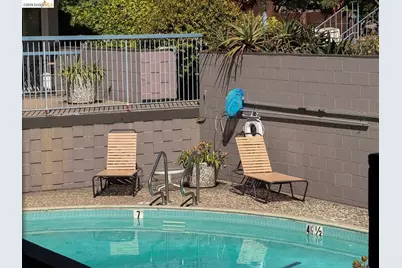 385 Jayne Ave #105, Oakland, CA 94610 - Photo 21