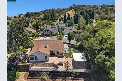 220 Briaridge Ct, Pleasant Hill, CA 94523 - Photo 33