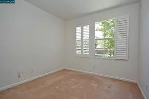 1725 Hazeltine Way, Fairfield, CA 94533 - Photo 31