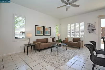 1725 Hazeltine Way, Fairfield, CA 94533 - Photo 23