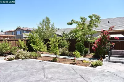 582 Mandevilla Dr, Brentwood, CA 94513 - Photo 37