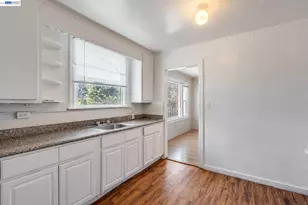 4500 San Carlos Ave, Oakland, CA 94601 - Photo 13