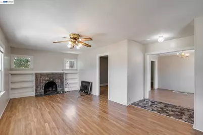 4500 San Carlos Ave, Oakland, CA 94601 - Photo 3