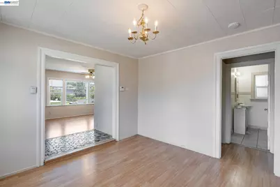 4500 San Carlos Ave, Oakland, CA 94601 - Photo 7