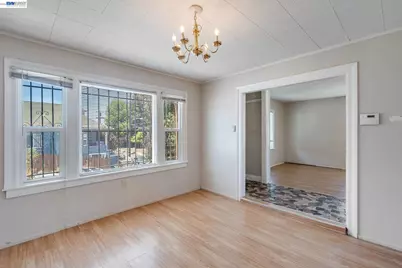 4500 San Carlos Ave, Oakland, CA 94601 - Photo 9