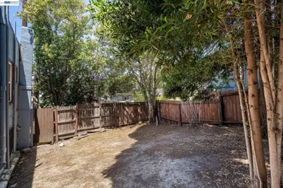 4500 San Carlos Ave, Oakland, CA 94601 - Photo 27