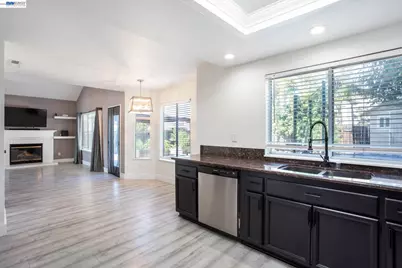 305 Helena Ct., Oakley, CA 94561 - Photo 7