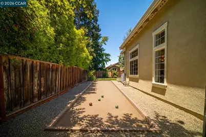 636 Dunhill Dr, Danville, CA 94506 - Photo 27