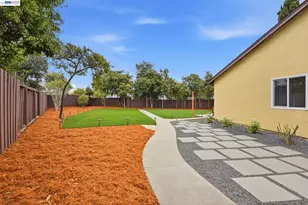 3800 Amy Ct, Union City, CA 94587 - Photo 9