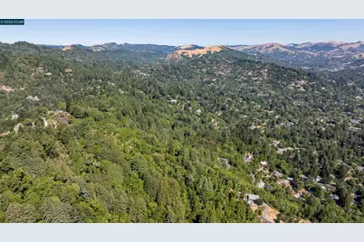 100 Black Log Rd, Kentfield, CA 94904 - Photo 19