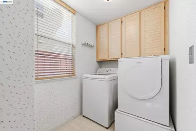 906 Vista Pointe Dr, San Ramon, CA 94582 - Photo 27