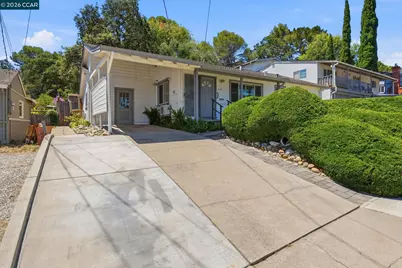 210 Vista Way, Martinez, CA 94553 - Photo 1