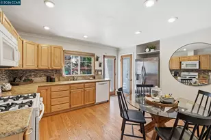 210 Vista Way, Martinez, CA 94553 - Photo 13