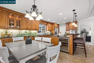114 Combs Ln, Vallejo, CA 94590 - Photo 19