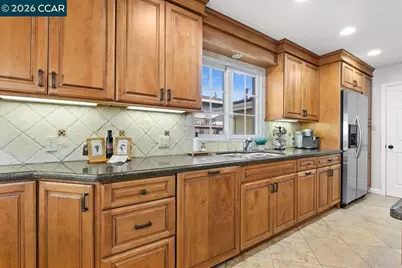 114 Combs Ln, Vallejo, CA 94590 - Photo 29