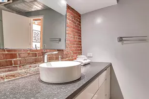 650 Delancey St, San Francisco, CA 94107 - Photo 13