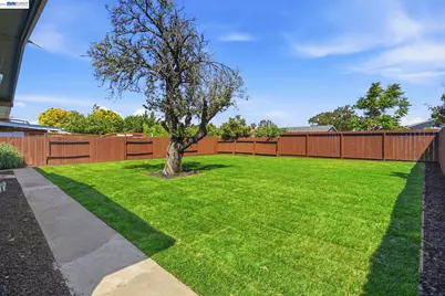 6684 Graham Ave, Newark, CA 94560 - Photo 25