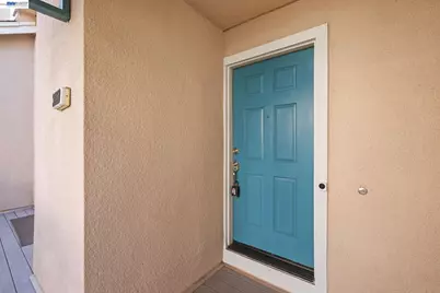 38860 Garibaldi Cmn, Fremont, CA 94536 - Photo 5
