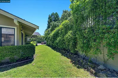 94 Devin Drive, Moraga, CA 94556 - Photo 33