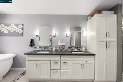 1002 Pinehurst Ct, Concord, CA 94521 - Photo 21