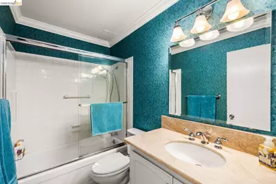 551 Jean St #309, Oakland, CA 94610 - Photo 21