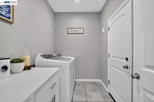 1589 Friendly, Manteca, CA 95337 - Photo 27