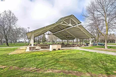 1589 Friendly, Manteca, CA 95337 - Photo 57