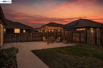 1589 Friendly, Manteca, CA 95337 - Photo 51