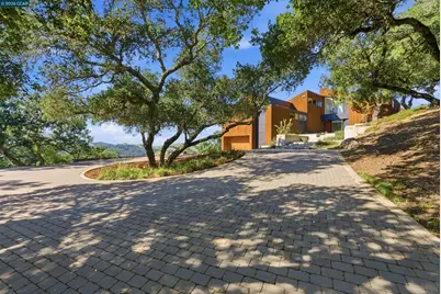 240 Tappan Ln, Orinda, CA 94563 - Photo 5