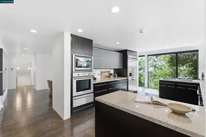 240 Tappan Ln, Orinda, CA 94563 - Photo 17