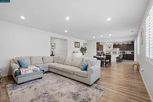 1655 Apricot Ct, Dixon, CA 95620 - Photo 11