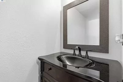 470 Edwards St, Winters, CA 95694 - Photo 21