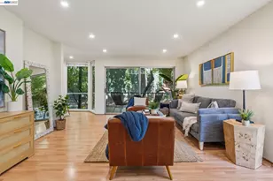 2700 Le Conte Ave, Berkeley, CA 94709 - Photo 3