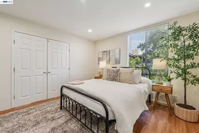 2700 Le Conte Ave #406, Berkeley, CA 94709 - Photo 25