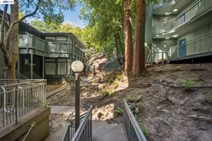 2700 Le Conte Ave, Berkeley, CA 94709 - Photo 35