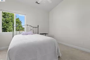 2110 Cadjew St, Redding, CA 96003 - Photo 51