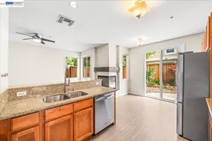 2042 Dahlia Common, Livermore, CA 94551 - Photo 15