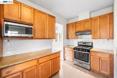 2042 Dahlia Cmn, Livermore, CA 94551 - Photo 13
