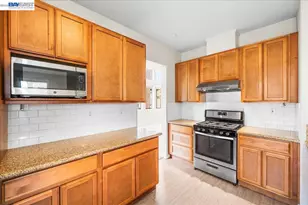 2042 Dahlia Common, Livermore, CA 94551 - Photo 13