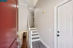 12 Heritage Oaks Rd, Pleasant Hill, CA 94523 - Photo 3