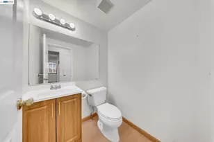 35918 Vivian Pl, Fremont, CA 94536 - Photo 13