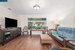 2308 Pine Knoll Dr, Walnut Creek, CA 94595 - Photo 15