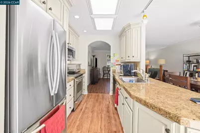 2308 Pine Knoll Dr #3, Walnut Creek, CA 94595 - Photo 7