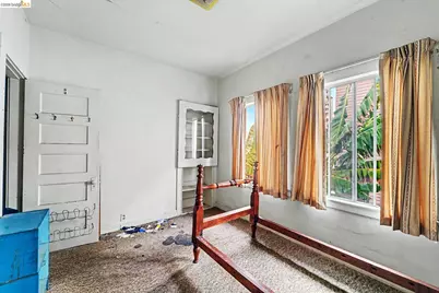 4035 Howe St, Oakland, CA 94611 - Photo 23