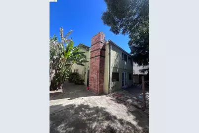4035 Howe St, Oakland, CA 94611 - Photo 7