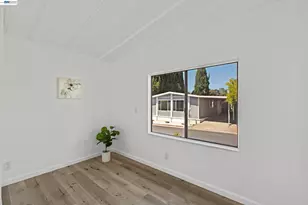 4271 N First St, San Jose, CA 95134 - Photo 23